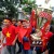 Thơ đã tuôn trước giờ bóng lăn!