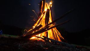 Chén rượu Bản Xôi - Lửa trại