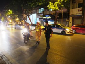 Đừng vi phạm còi