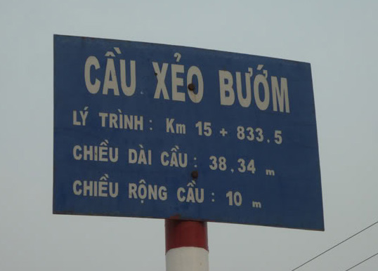 Xóm lạ - Cầu Xẻo Bướm
